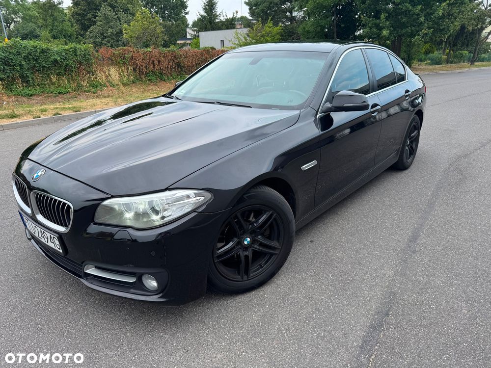 BMW Seria 5 520d xDrive Luxury Line - 7