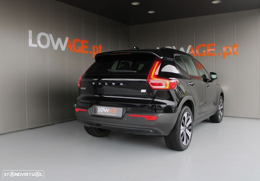 Volvo XC 40 Recharge Core - 37