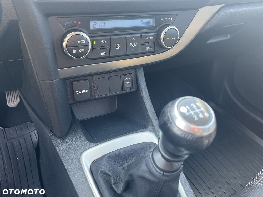 Toyota Auris 1.33 VVT-i Active - 20