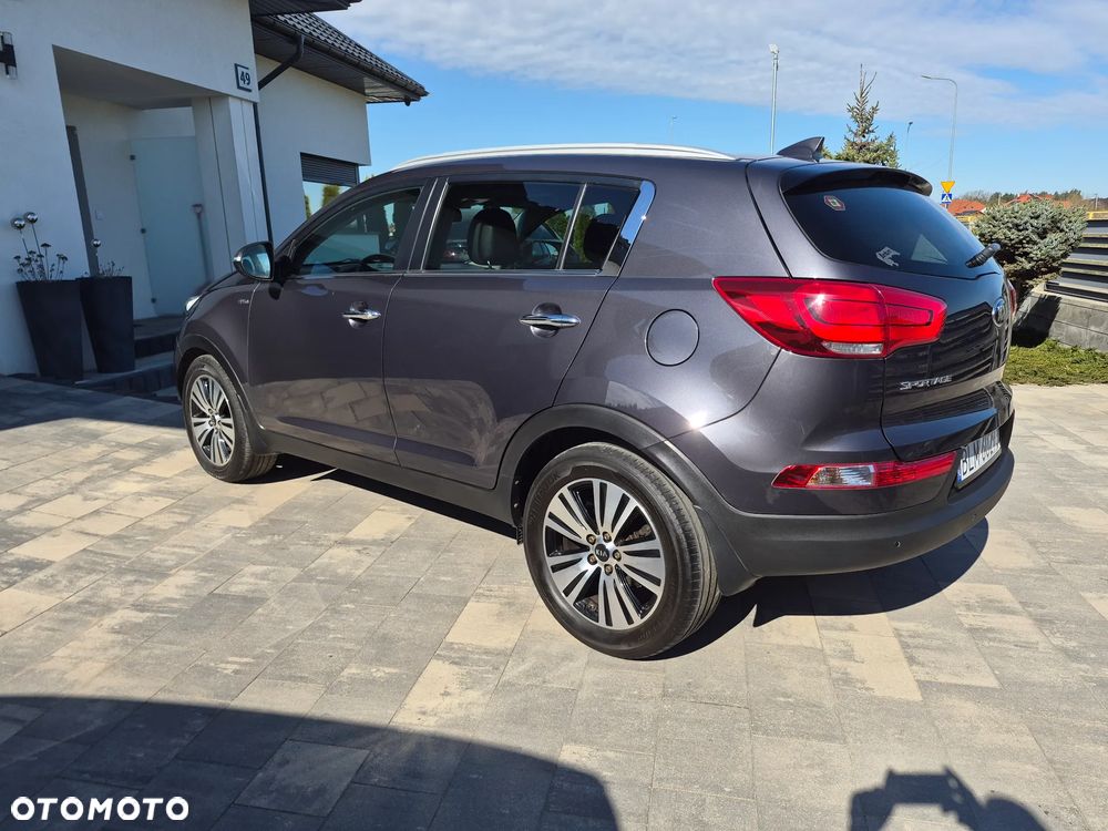 Kia Sportage 2.0 CRDI 184 4WD Automatik Spirit - 17