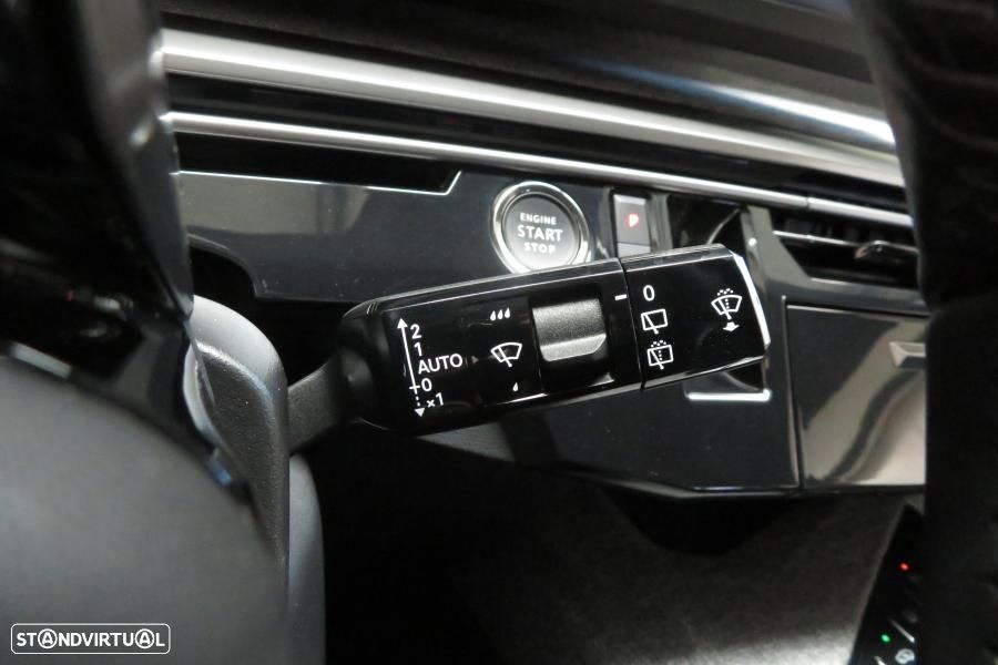 Peugeot 5008 1.2 Hybrid Allure e-DCS6 - 15