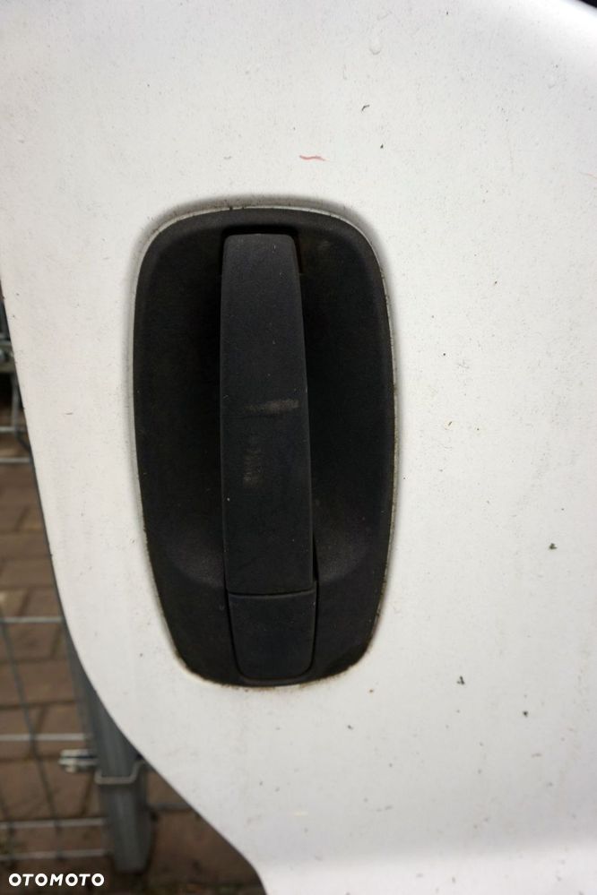 DRZWI PRZEDNIE PRAWE TRAFIC II  VIVARO PRIMASTAR BIAŁY RENAULT 2001-2014 - 2