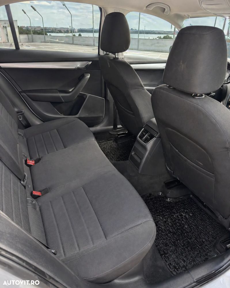 Skoda Octavia 2.0 TDI 4x4 DSG Style - 5