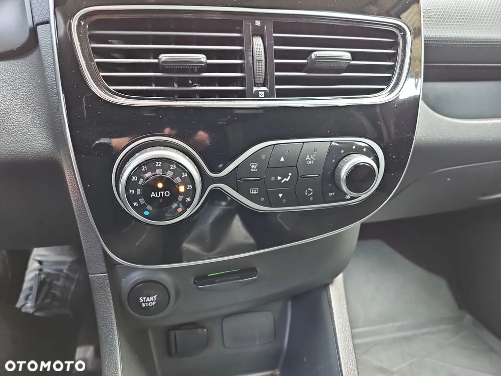 Renault Clio 0.9 TCe Limited - 15
