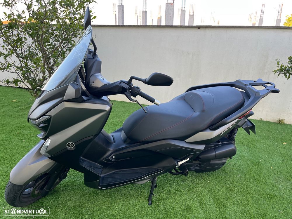 Yamaha X-Max - 2