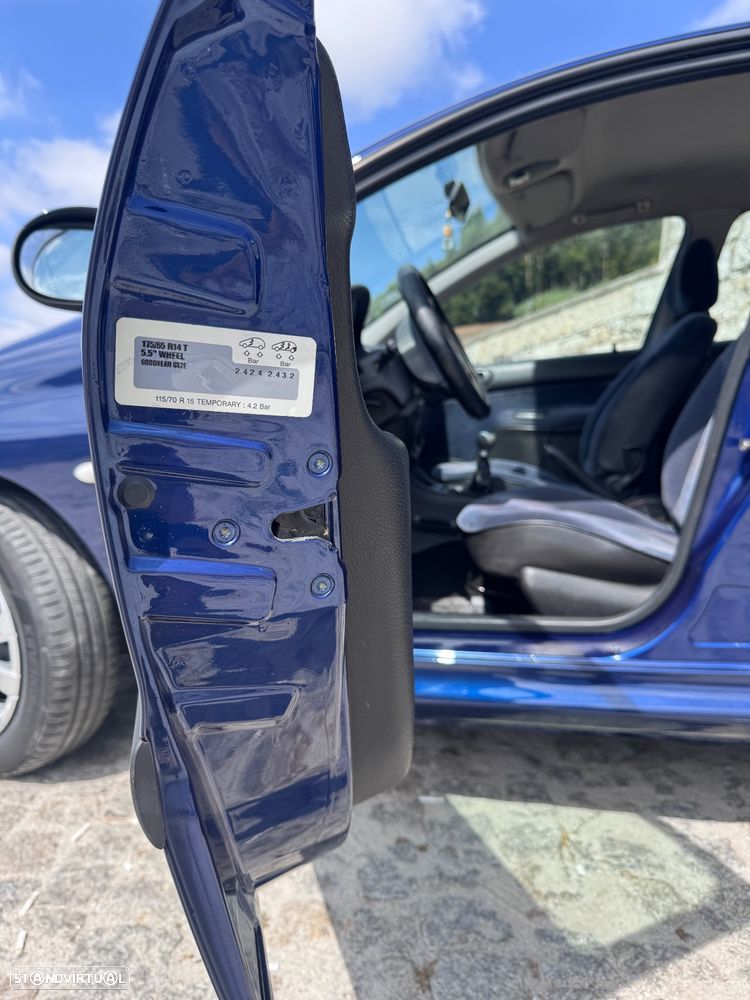 Peugeot 206 1.1 XR - 6