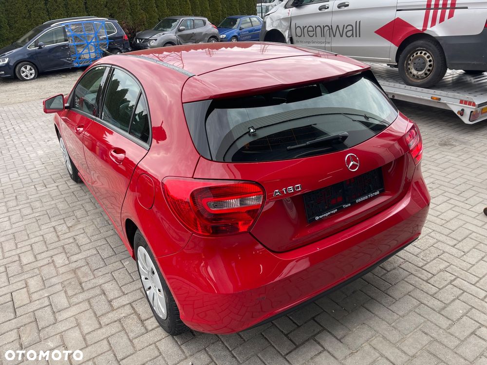 Mercedes-Benz Klasa A 180 (BlueEFFICIENCY) - 1