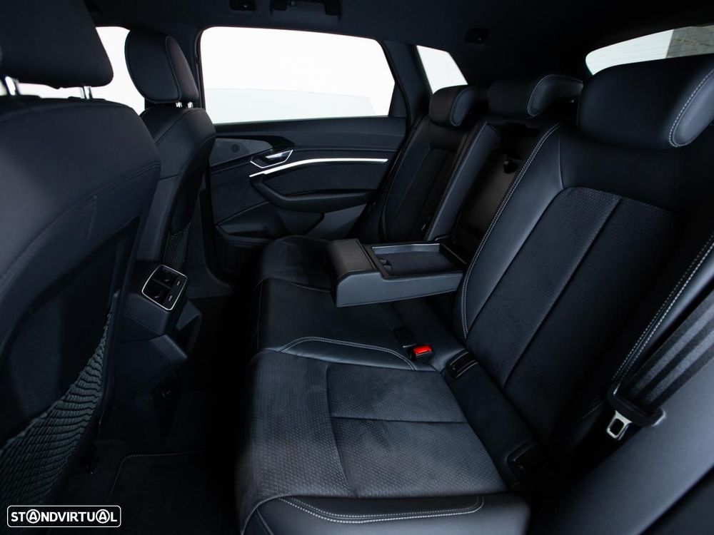 Audi e-tron 55 quattro S line - 10