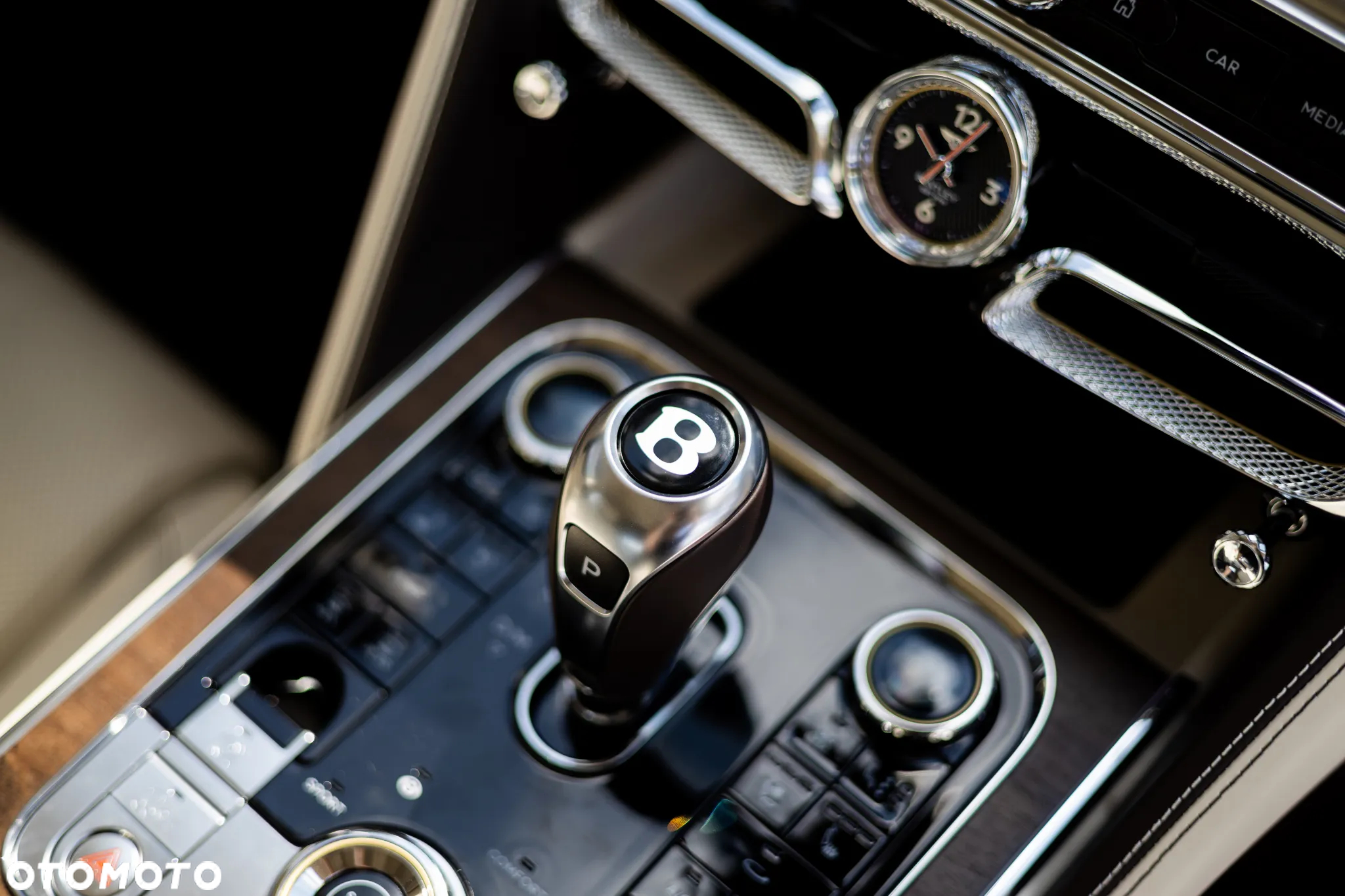 Bentley Flying Spur - 13