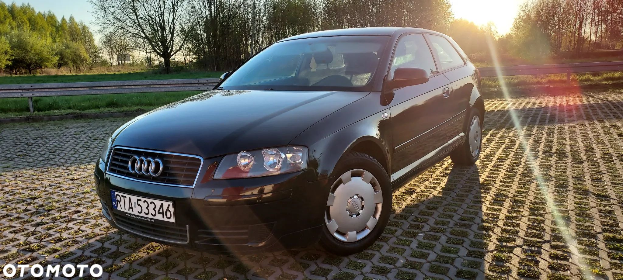 Audi A3 1.6 Ambiente - 1