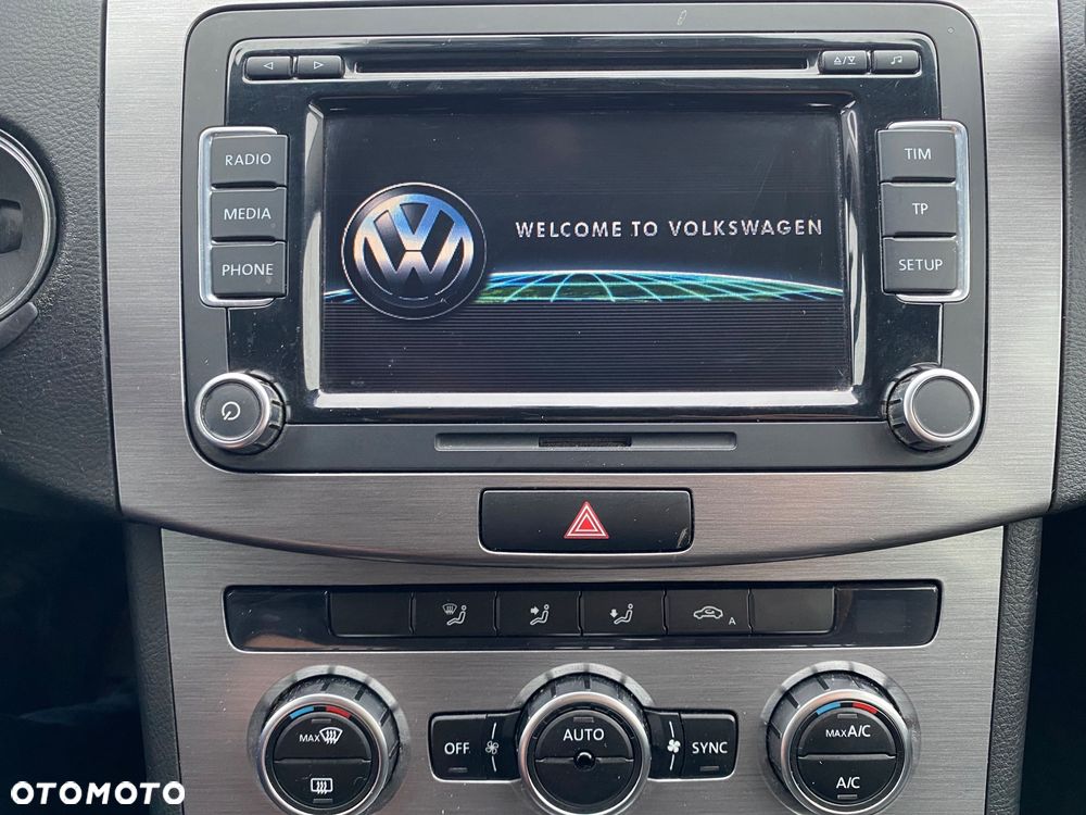 Volkswagen Passat - 7