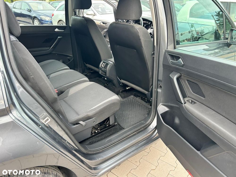 Volkswagen Touran 1.6 TDI BMT Trendline - 24