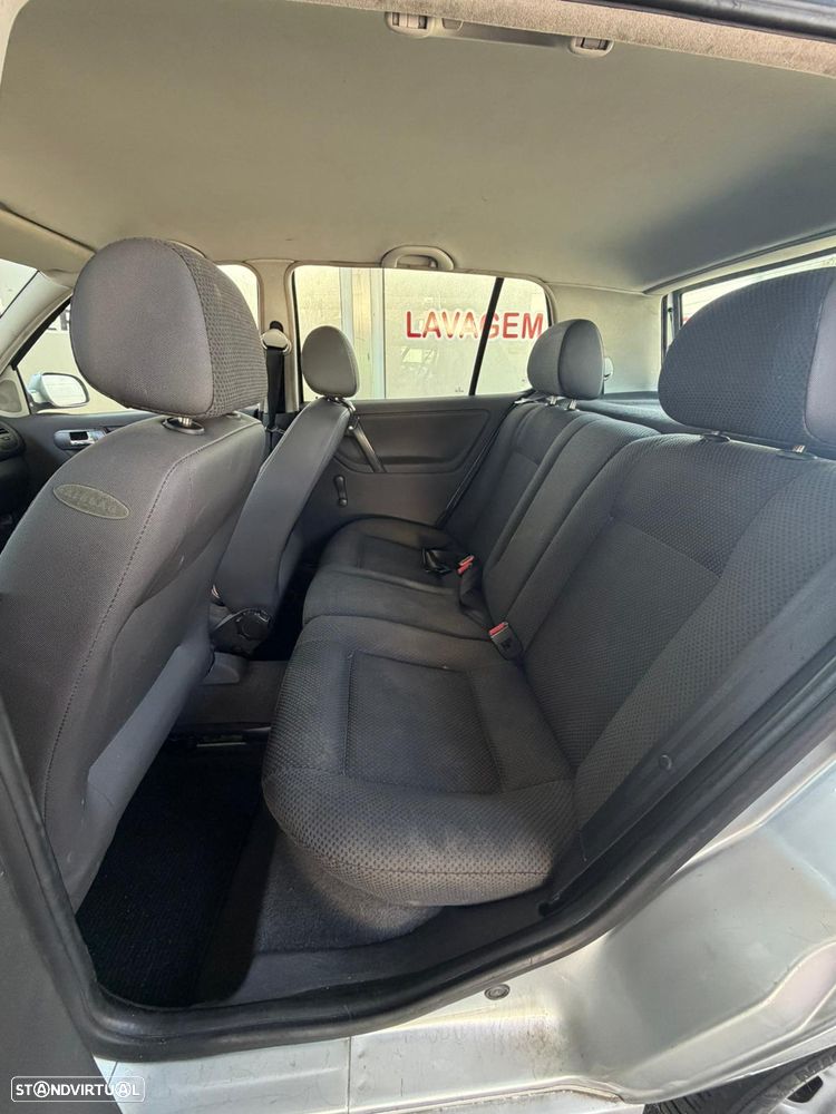 VW Polo 1.4 TDi Confortline AC - 8