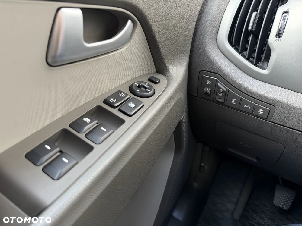 Kia Sportage - 15