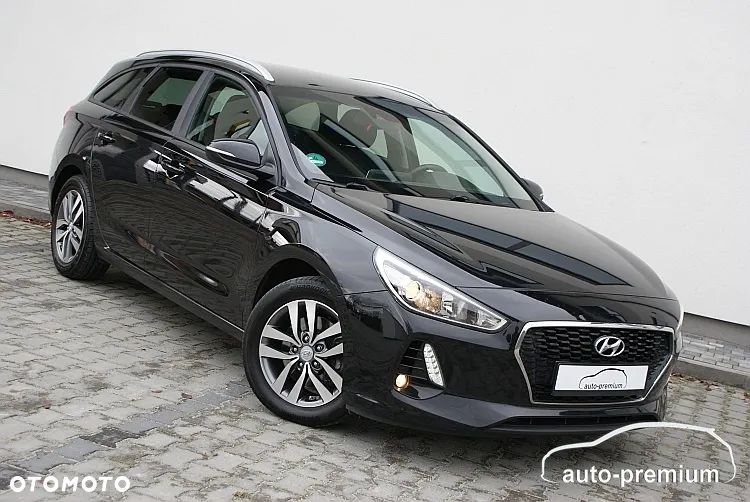 Hyundai i30 Kombi 1.6 CRDI Family+ - 37