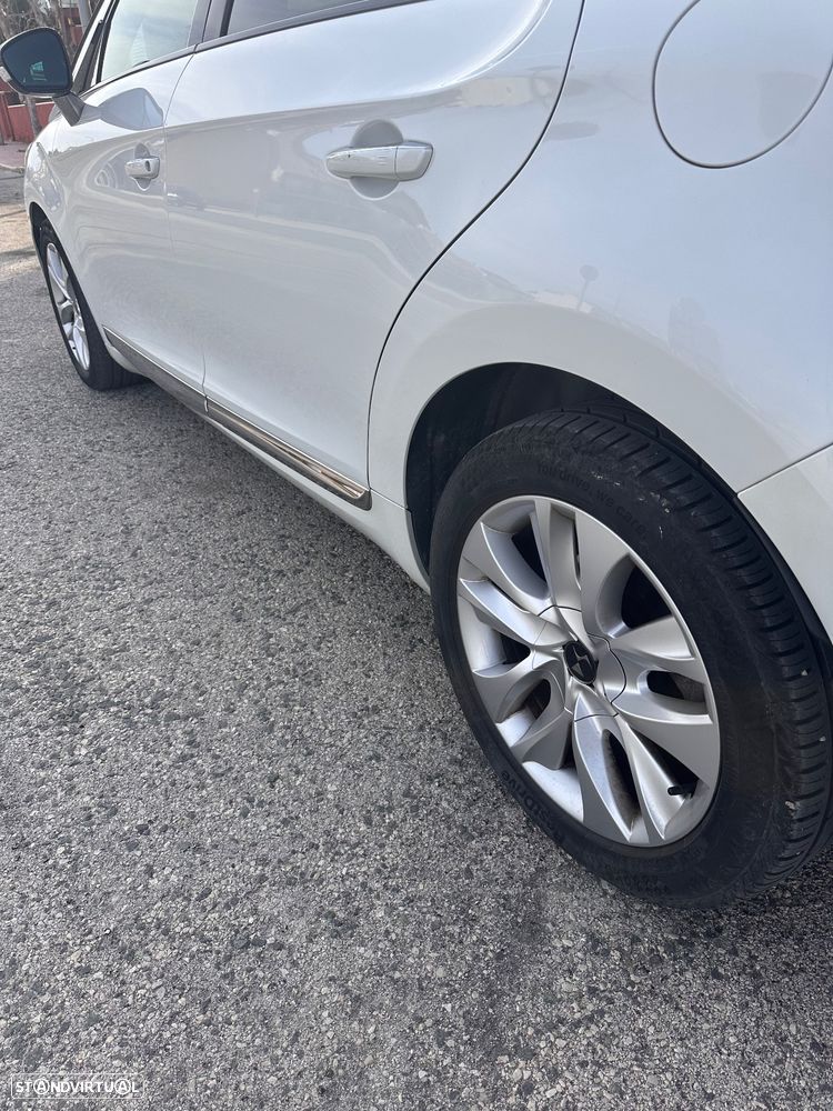 DS DS5 1.6 BlueHDi So Chic - 6