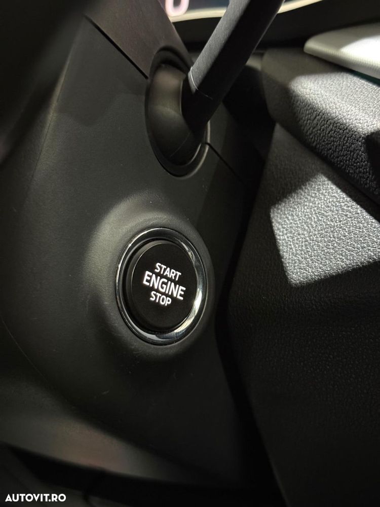 Skoda Octavia 2.0 TDI DSG Sportline - 26