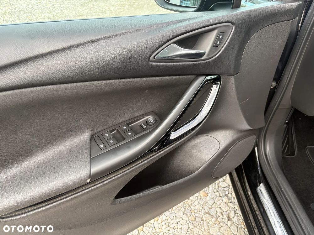 Opel Astra 1.4 T GPF Elite S&S - 11