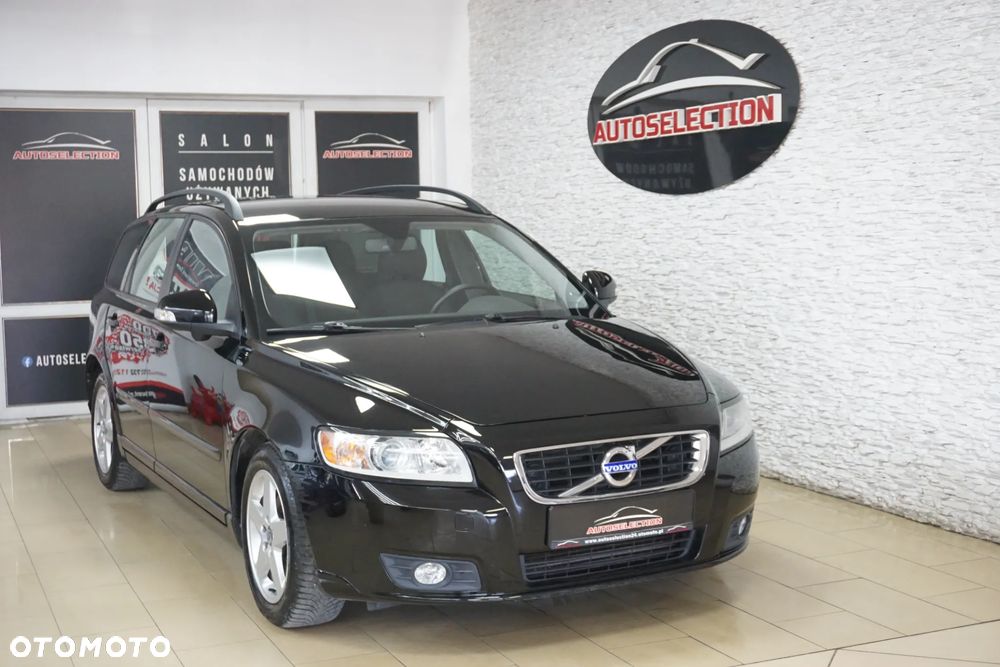 Volvo V50 DPF D2 Momentum - 1