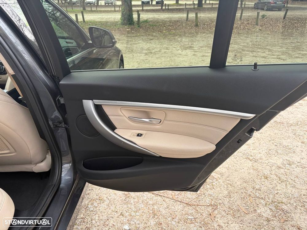 BMW 330 i xDrive Aut. Sport Line - 27