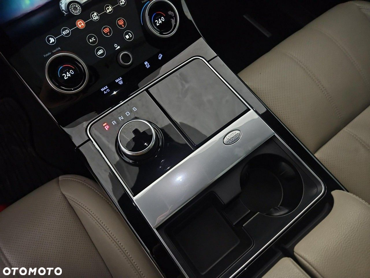 Land Rover Range Rover Velar 2.0 Si4 GPF SE - 18