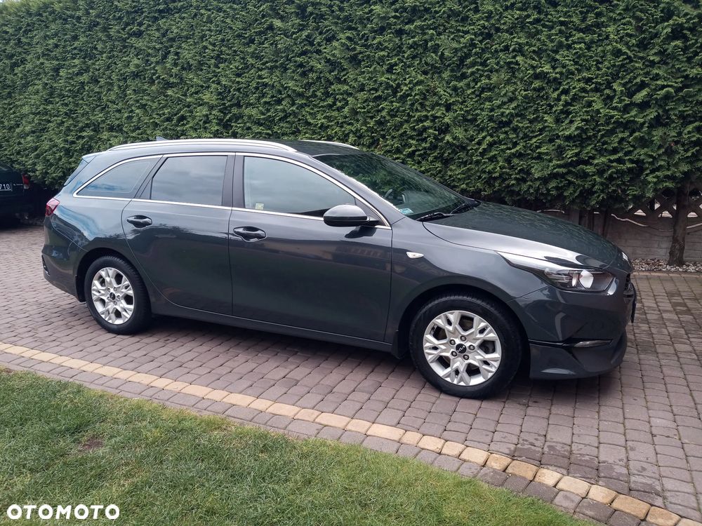 Kia Ceed 1.5 T-GDI M - 10