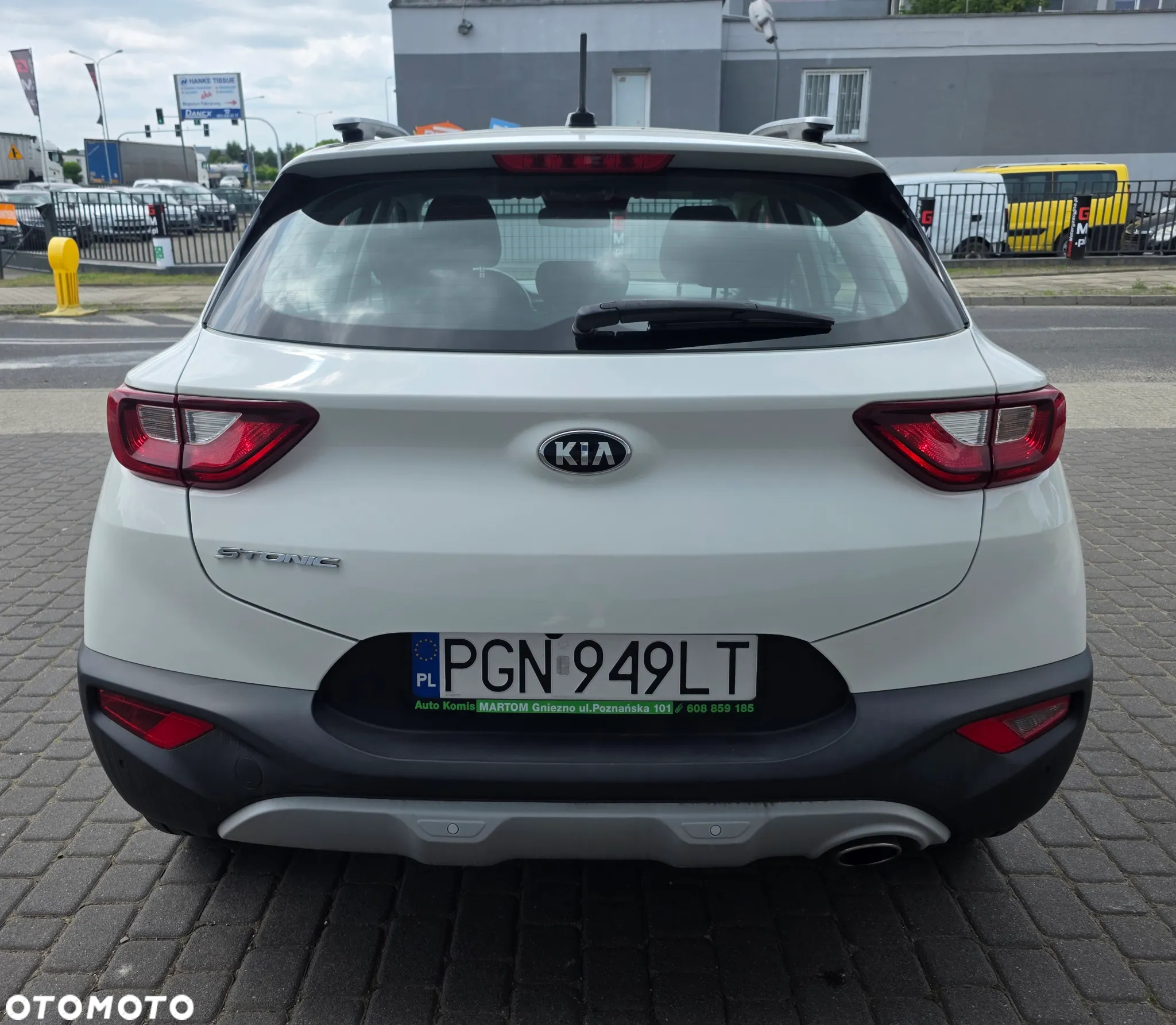 Kia Stonic 1.2 L Business Line - 6