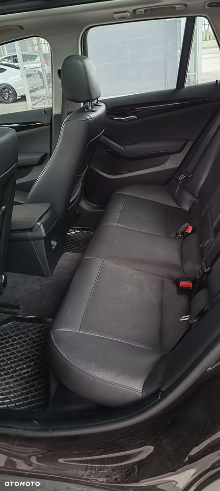 BMW X1 xDrive18d Sport Line - 7