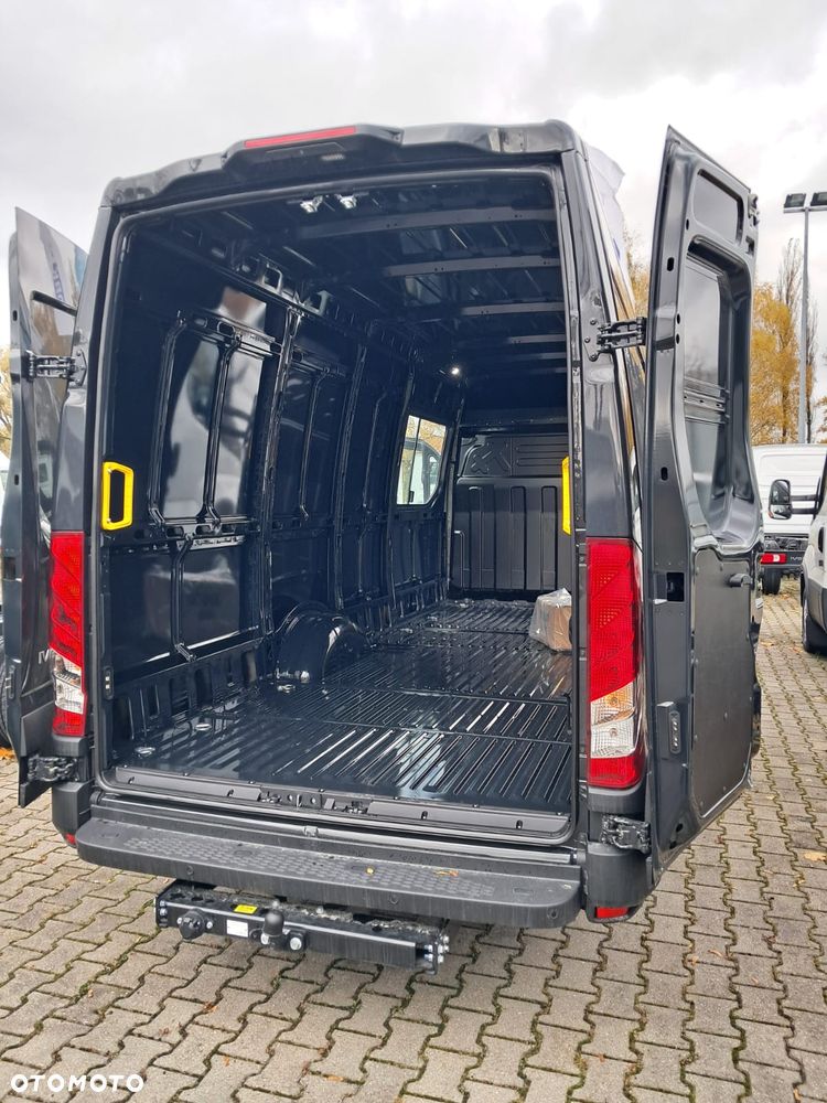 Iveco Daily / Pewny partner w biznesie ! - 18