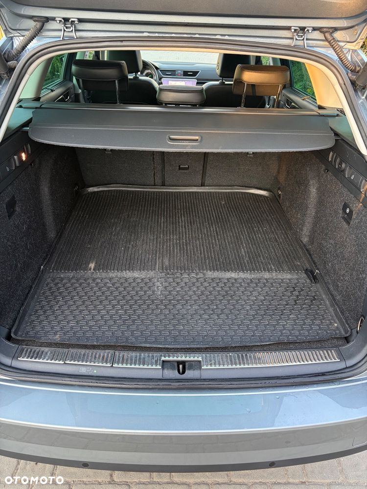 Skoda Superb 2.0 TDI 4x4 DSG L&K - 33