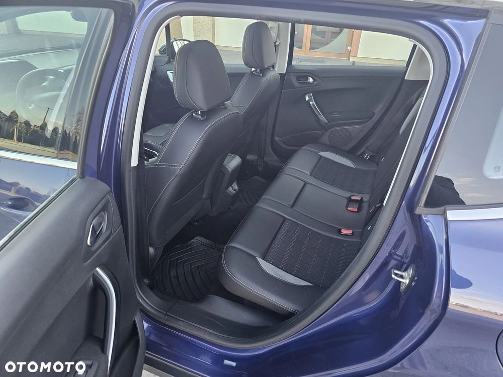 Peugeot 2008 e-HDi FAP 115 STOP & START Allure - 25