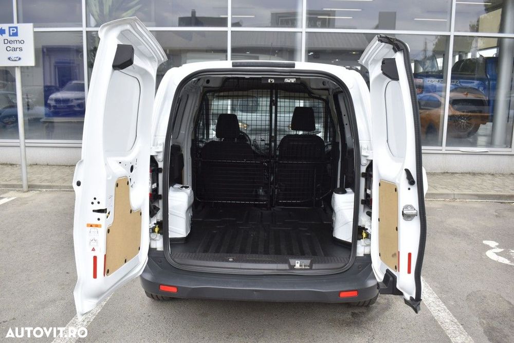 Ford Transit Courier - 7