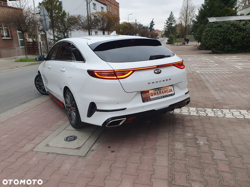 Kia ProCeed 1.6 T-GDI GT - 32