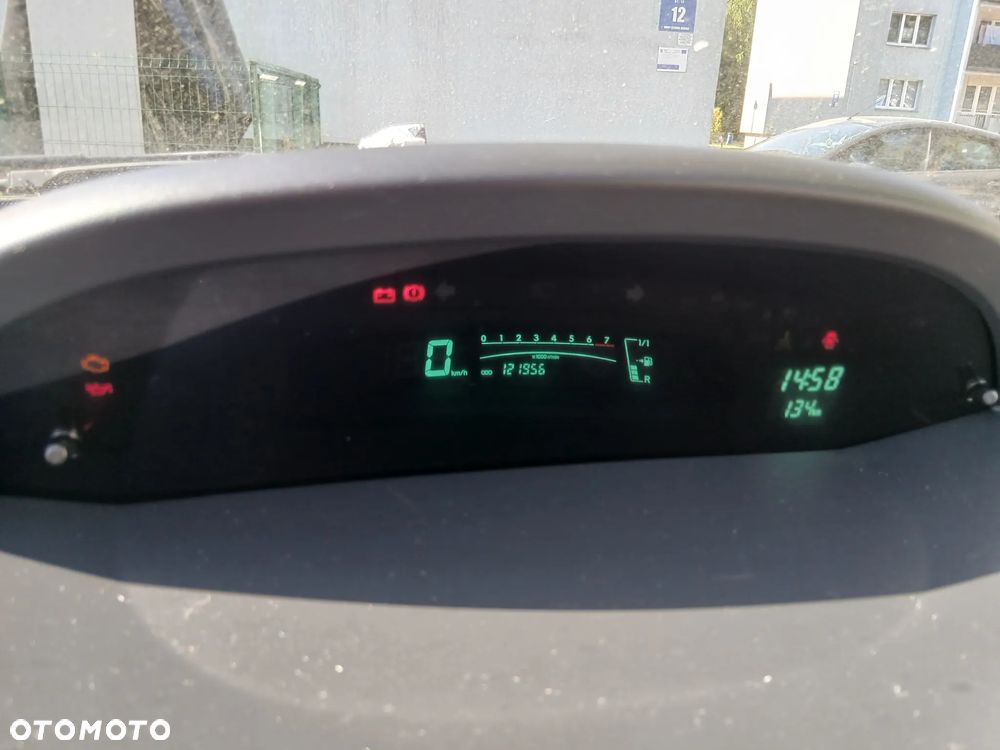 Toyota Yaris 1.3 Luna A/C - 2