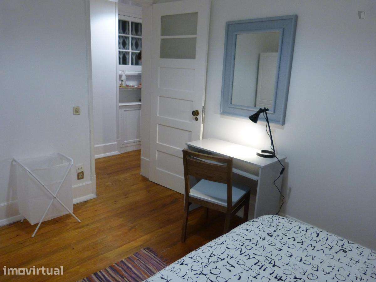 Quarto - localizado em Saldanha Lisbon - Grande imagem: 3/18