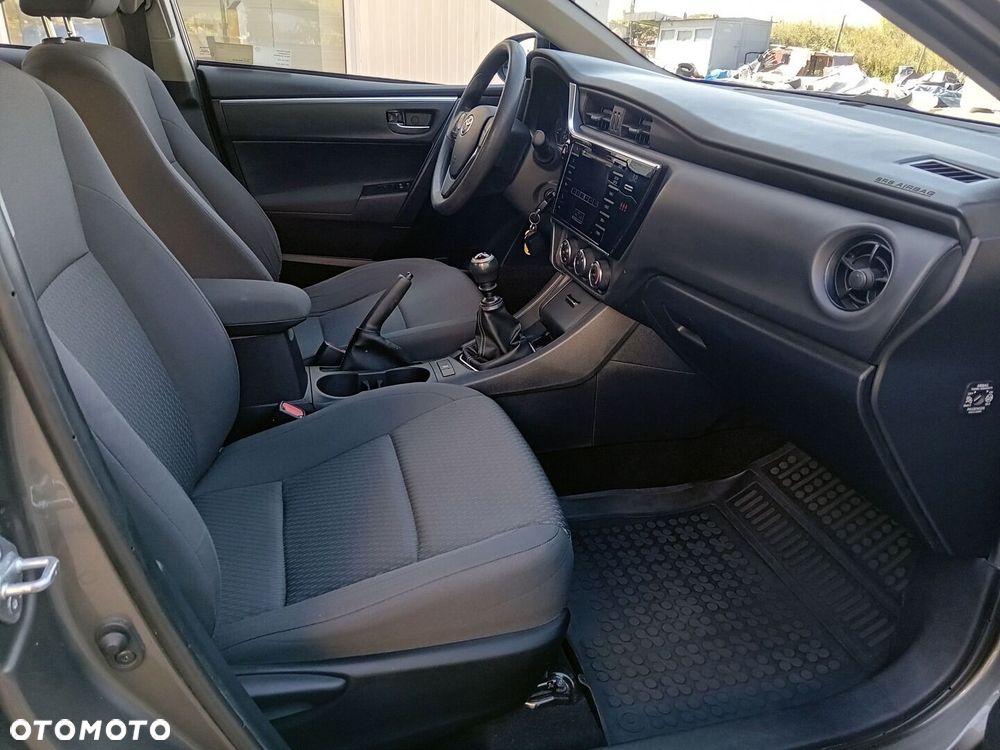 Toyota Corolla 1.33 Active - 6