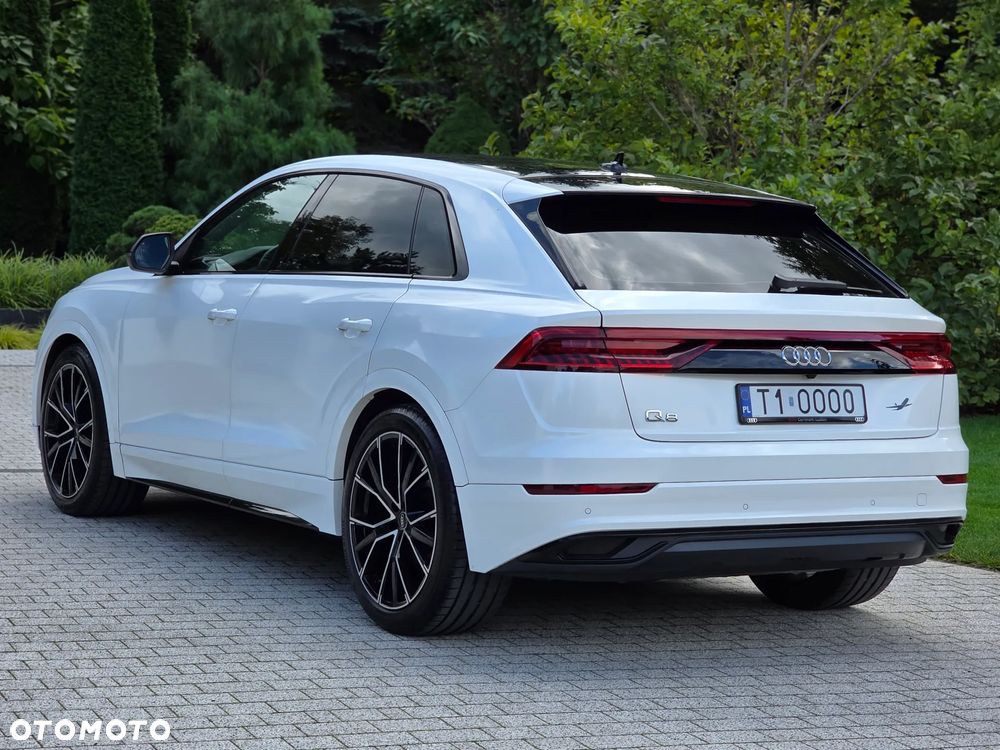 Audi Q8 - 2