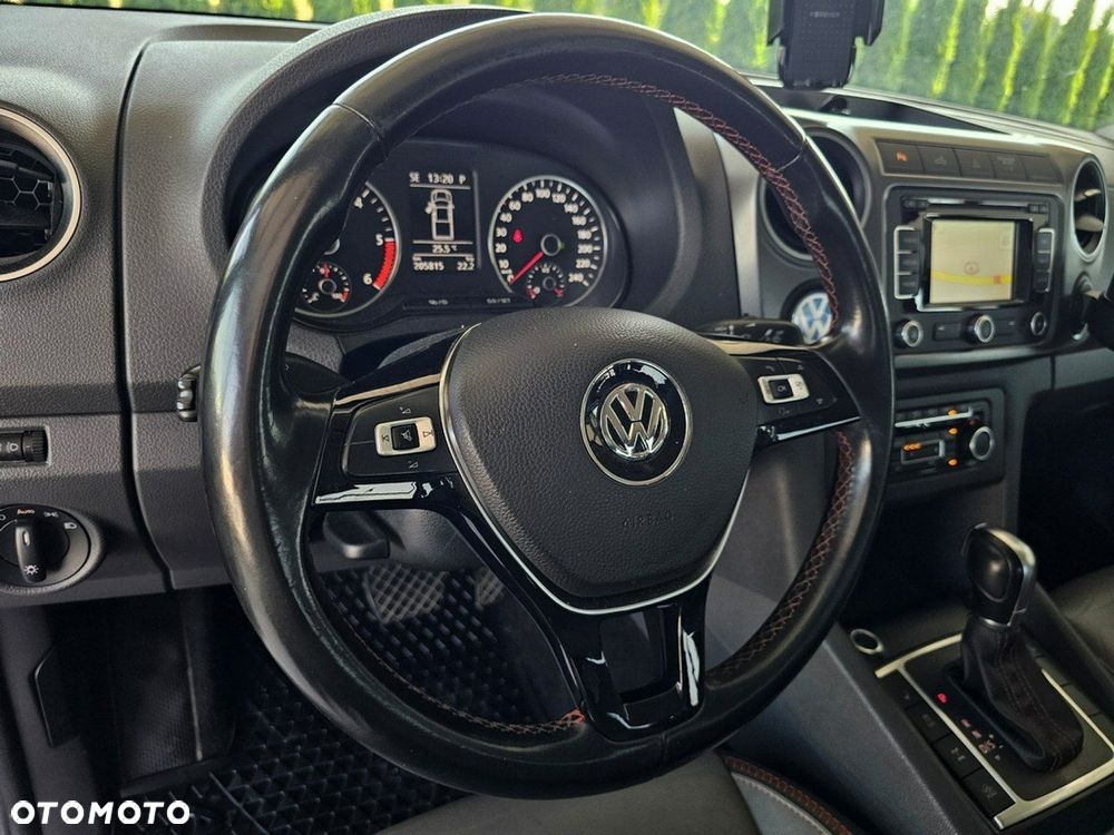 Volkswagen Amarok - 12