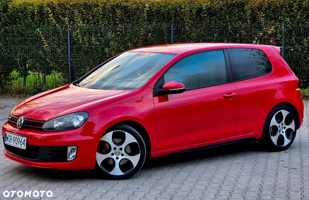 Volkswagen Golf 2.0 GTI - 8