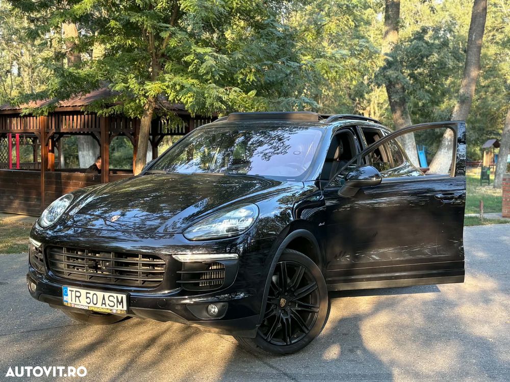 Porsche Cayenne 4.2 L S - 2