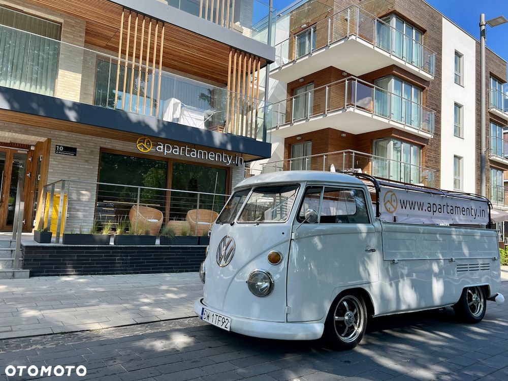 Volkswagen Transporter - 2