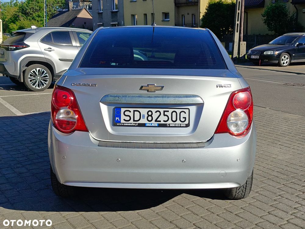Chevrolet Aveo 1.2 LT+ - 9