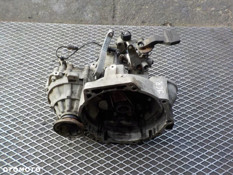 AUDI A3 II 8P VW SKODA 1.9 TDI SKRZYNIA BIEGÓW JCR - 1