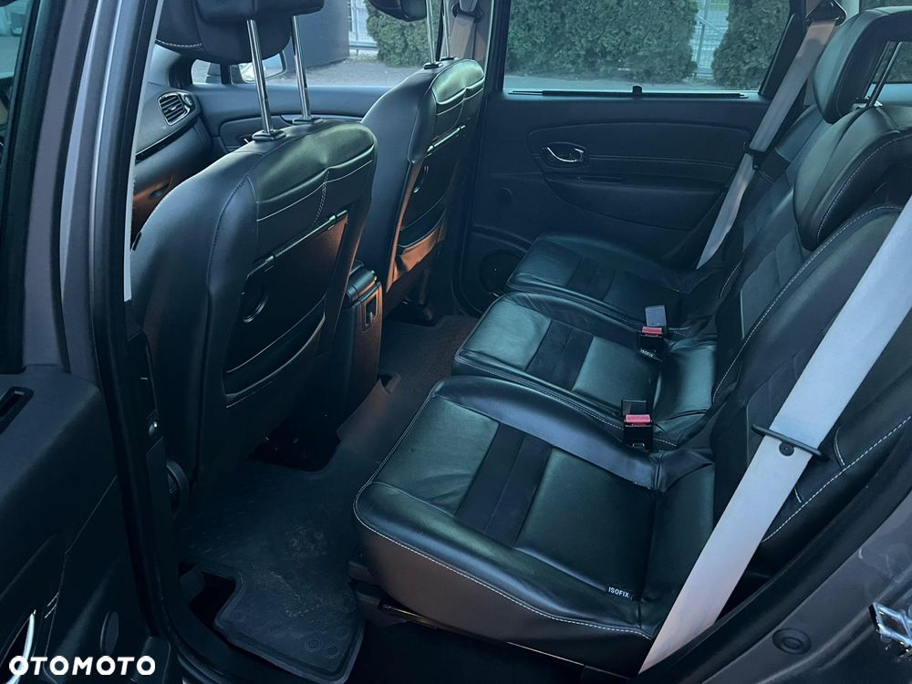 Renault Scenic dCi 160 Bose Edition - 12