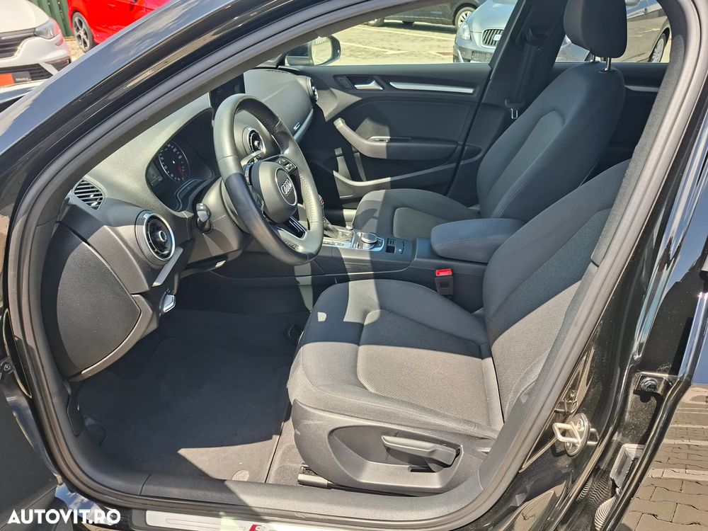 Audi A3 2.0 TDI S tronic Sport - 7