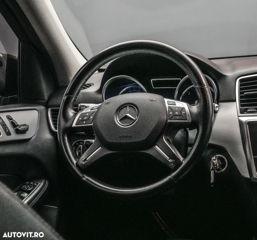 Mercedes-Benz ML - 17