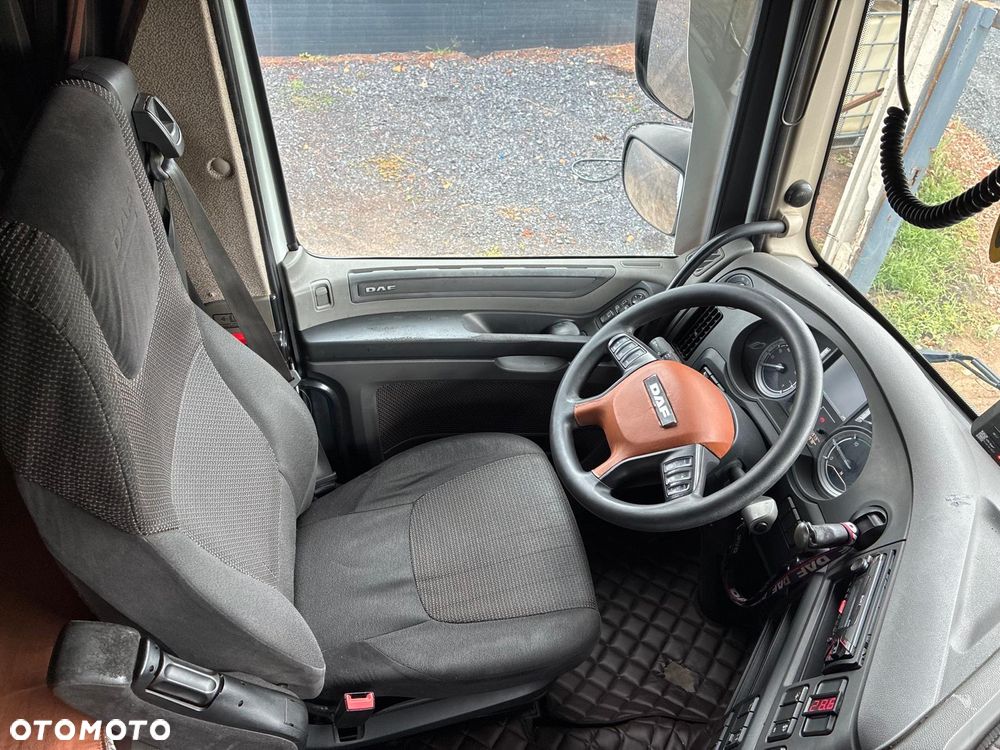 DAF XF 106 + naczepa mega , Low Deck - 3