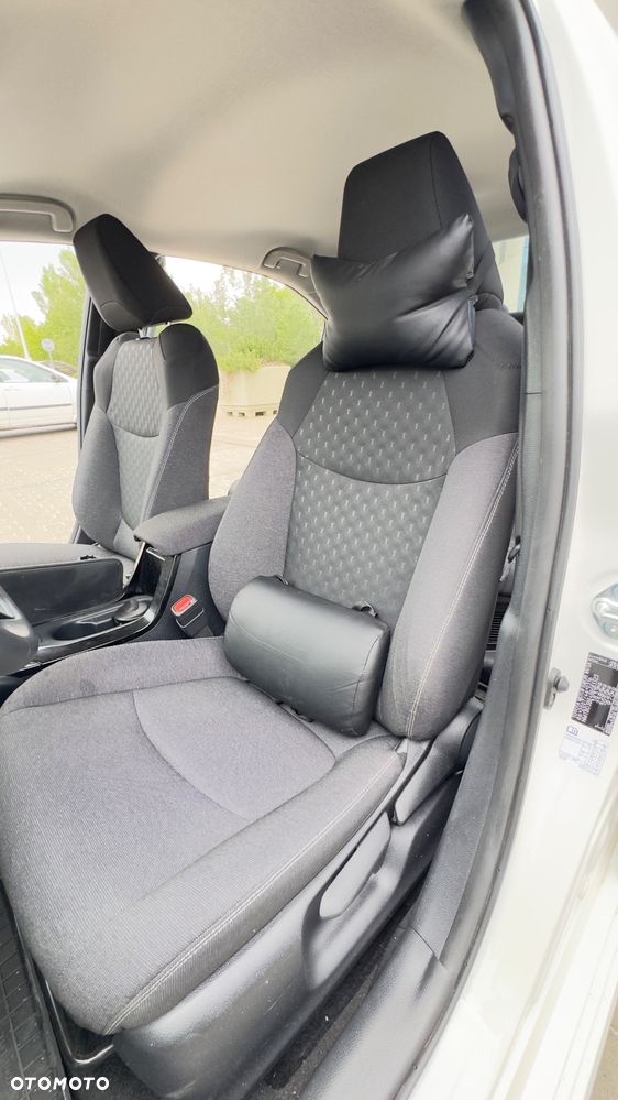 Toyota Corolla 1.8 Hybrid Comfort - 33