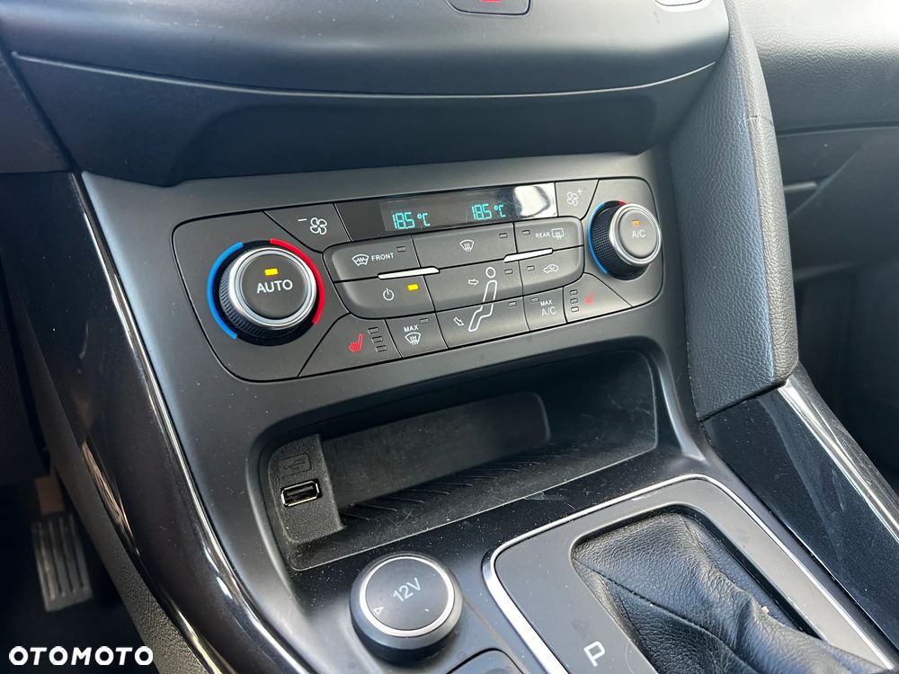 Ford Focus 1.5 TDCi Titanium PowerShift - 29