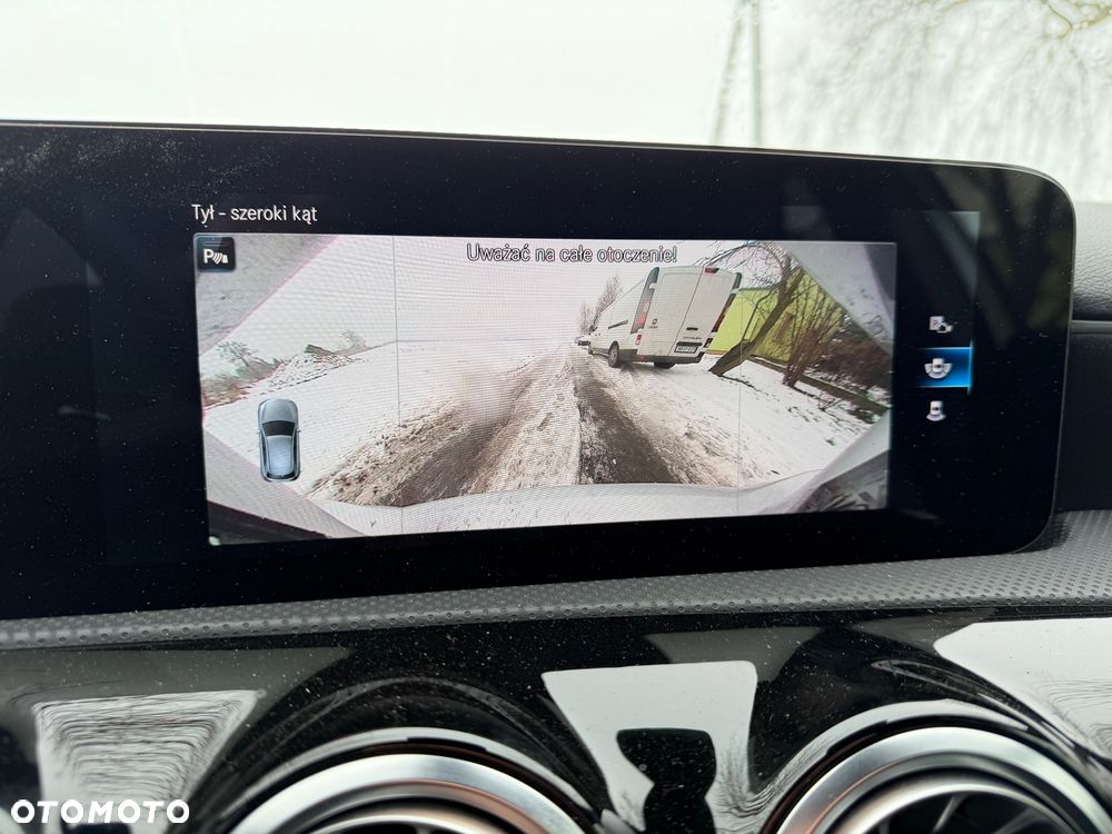 Mercedes-Benz Klasa A 180 7G-DCT AMG Line Advanced Plus - 17